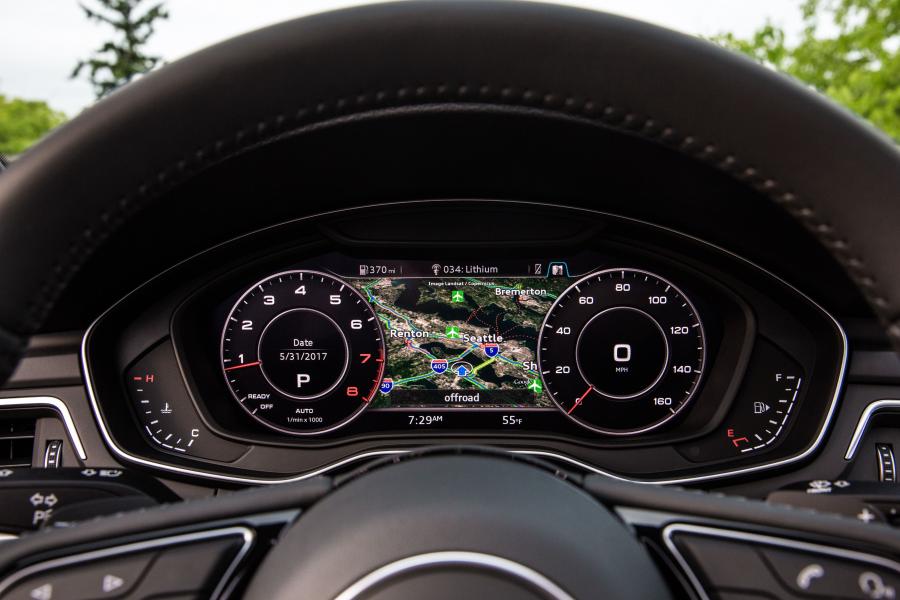 Панель приборов Audi A5 Sportback 2.0T Quattro 2017 года  (NA) (фото 4 из 32)